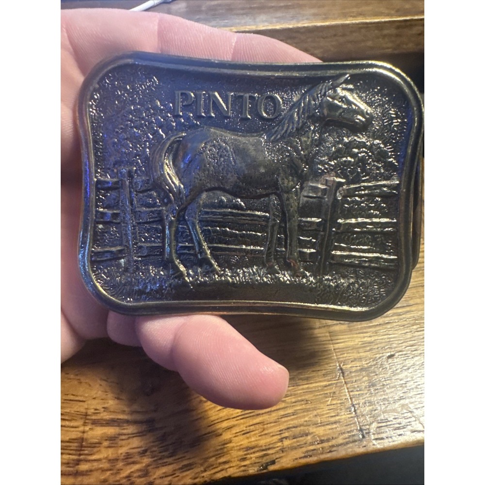Vintage Old Pinto Horse Pony Belt Buckle Wyoming Studio Art Works 1975 Lind